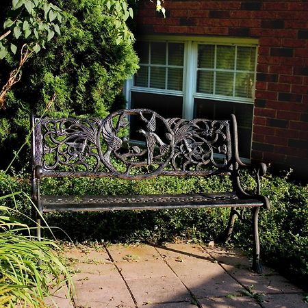 مبيت وإفطار Niagara-on-the-Lake A Li'L Bit Of Eden المظهر الخارجي الصورة